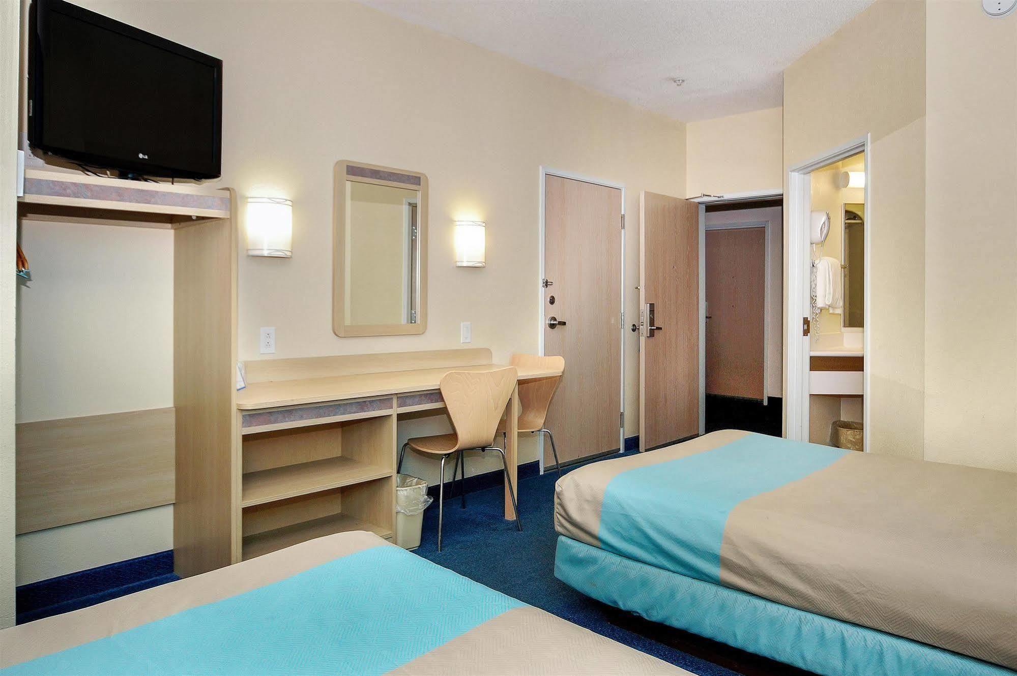 Motel 6-Peterborough, On Ngoại thất bức ảnh